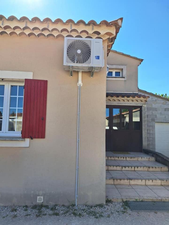 Installation de climatiseur Orange