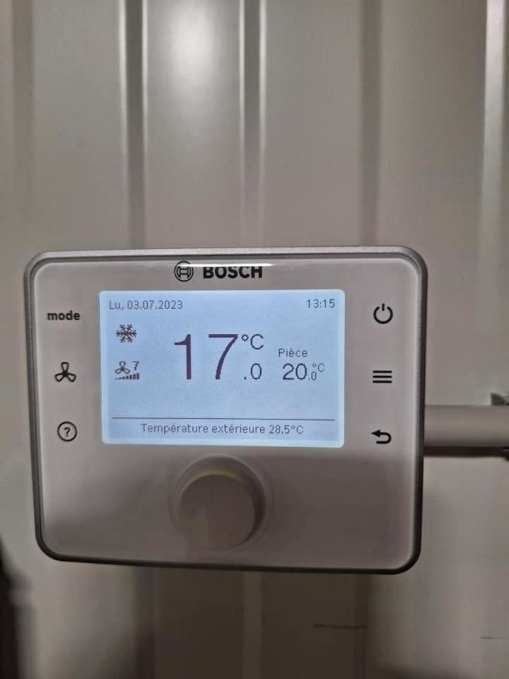 Installation de climatiseur Orange